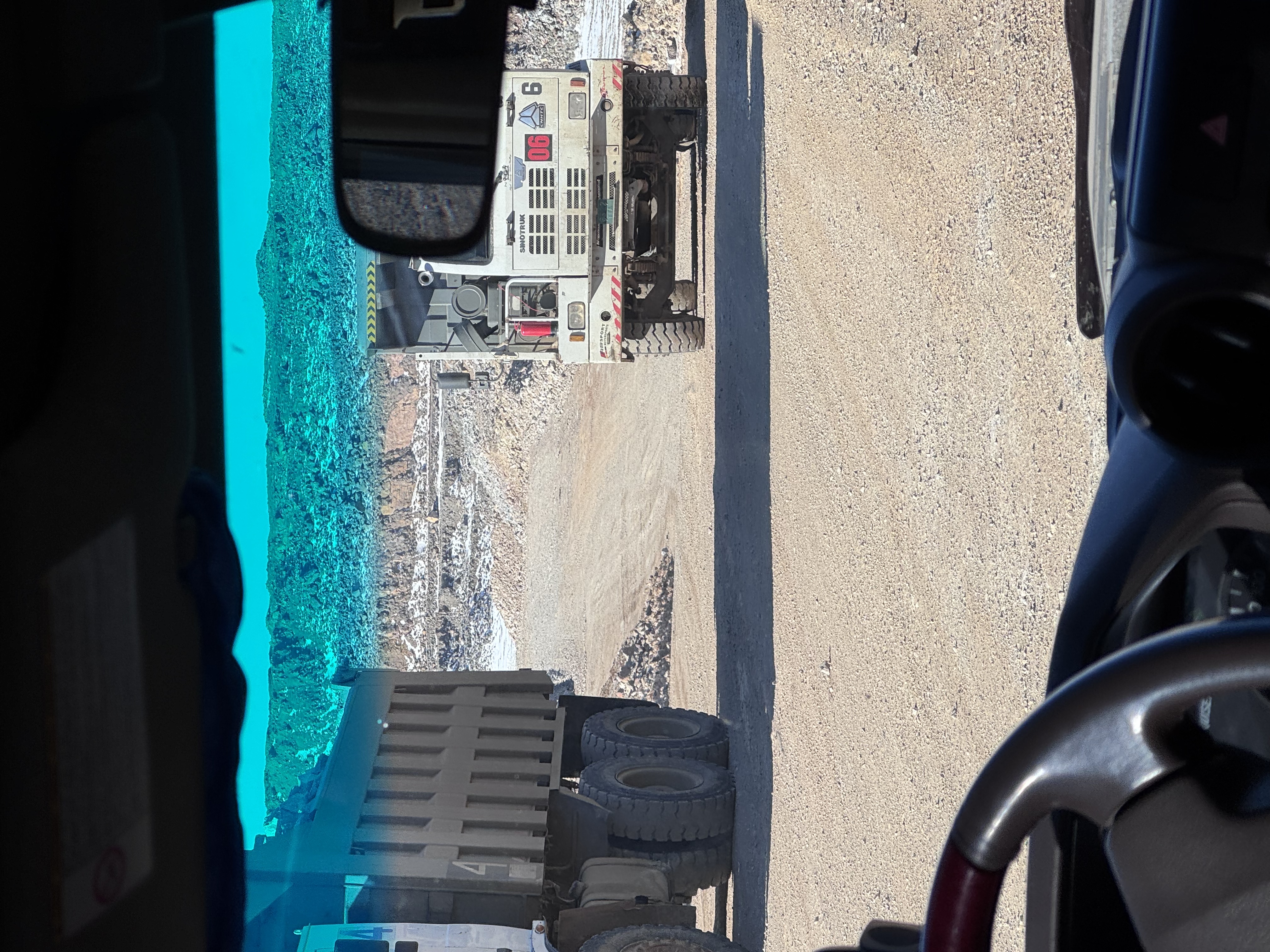 青岛威狮轮胎赴蒙古考察 深耕矿山特种胎市场